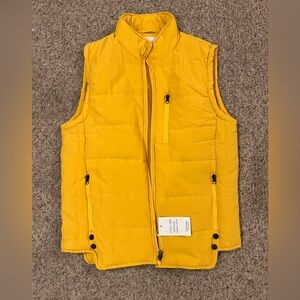 NWT Chrisuno Men’s Puffed Vest